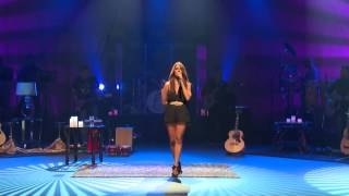 Duele menos. Kany Garcia