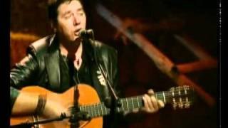 El aire sabe a veneno. Revolver Básico