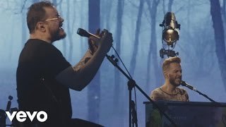 Que me alcance la vida. Sin bandera