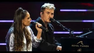 No me basta. India Martínez y Andrés de Dvicio